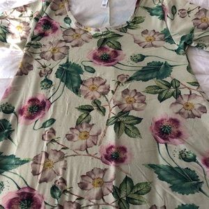 Perfect T size Small